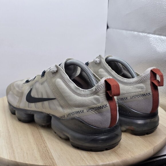 Size 11- Nike Air VaporMax 2019 Moon Particle - AR6631-200 - Picture 7 of 12